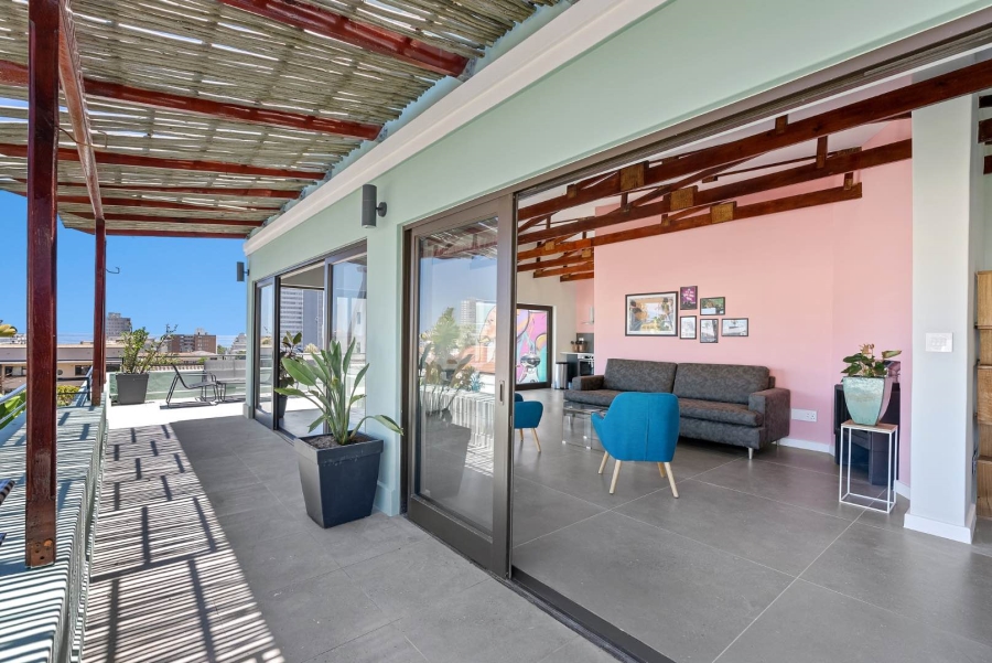 4 Bedroom Property for Sale in Sea Point Western Cape